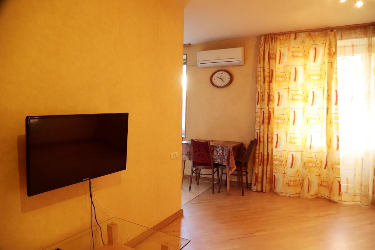 Am Studio Apartment Yerevan Exterior photo